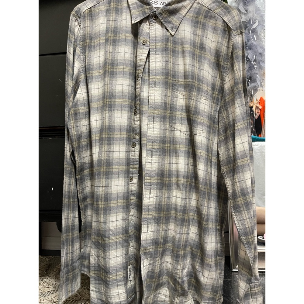 AE size L Mens Flannel